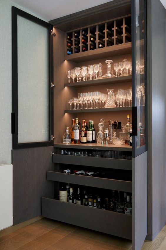 Mini-bar : angolo di relax fai da te con porta bicchieri di design
